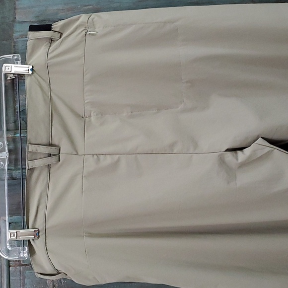 OUTDOORSPORTS Women's Hiking Pants in Khaki, Size 38, NWT - Picture 3 of 12